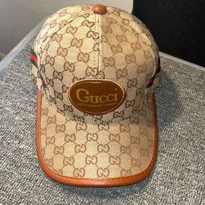 Imitation Gucci hat never worn